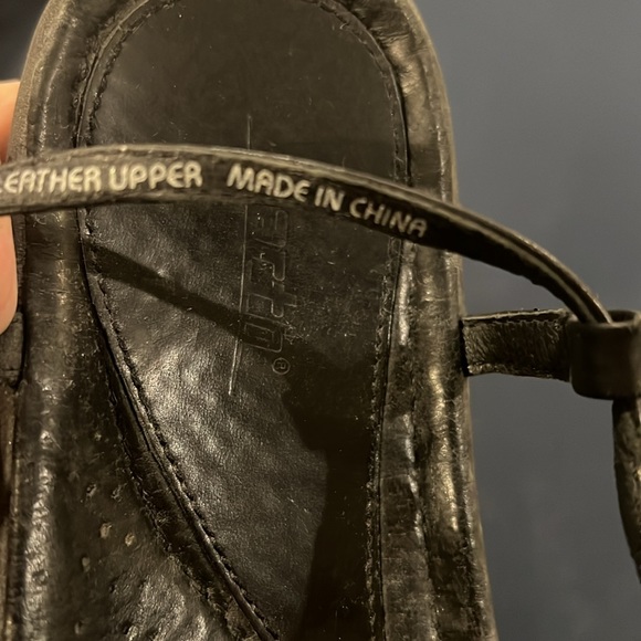 Earth Kalso 9.5 Sizzle Black Used Priced to sell no offers - Picture 6 of 7